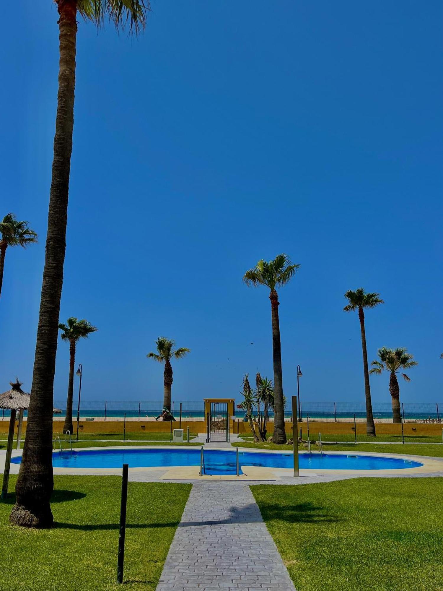 La Tortuga I, Encantador Apartamento Con Garaje En Primera Linea De Playa 타리파 외부 사진